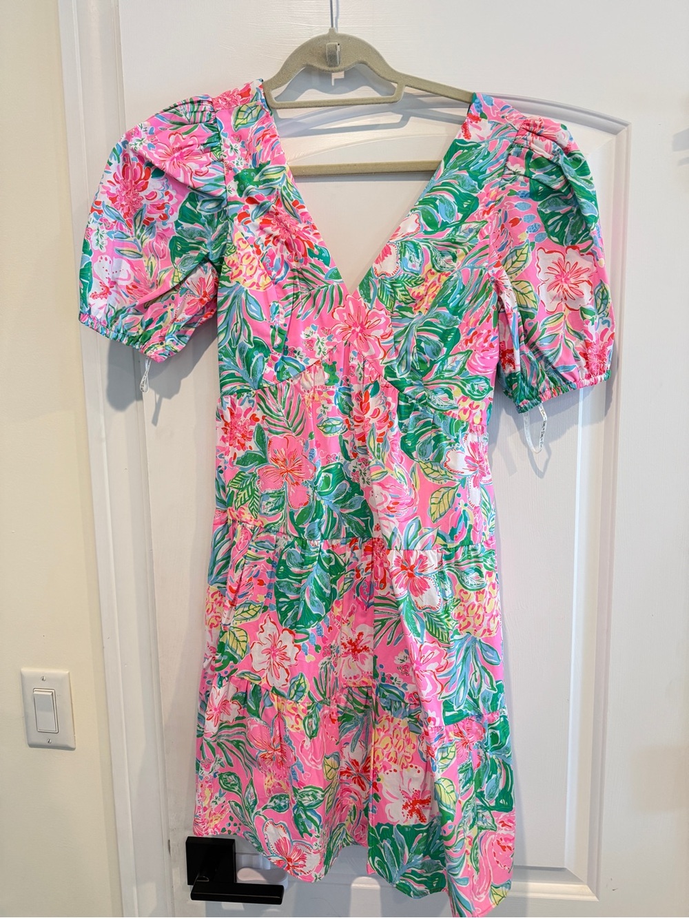 Lilly Pulitzer Pink Tropical Floral V-Neck Puff Sleeve Dress